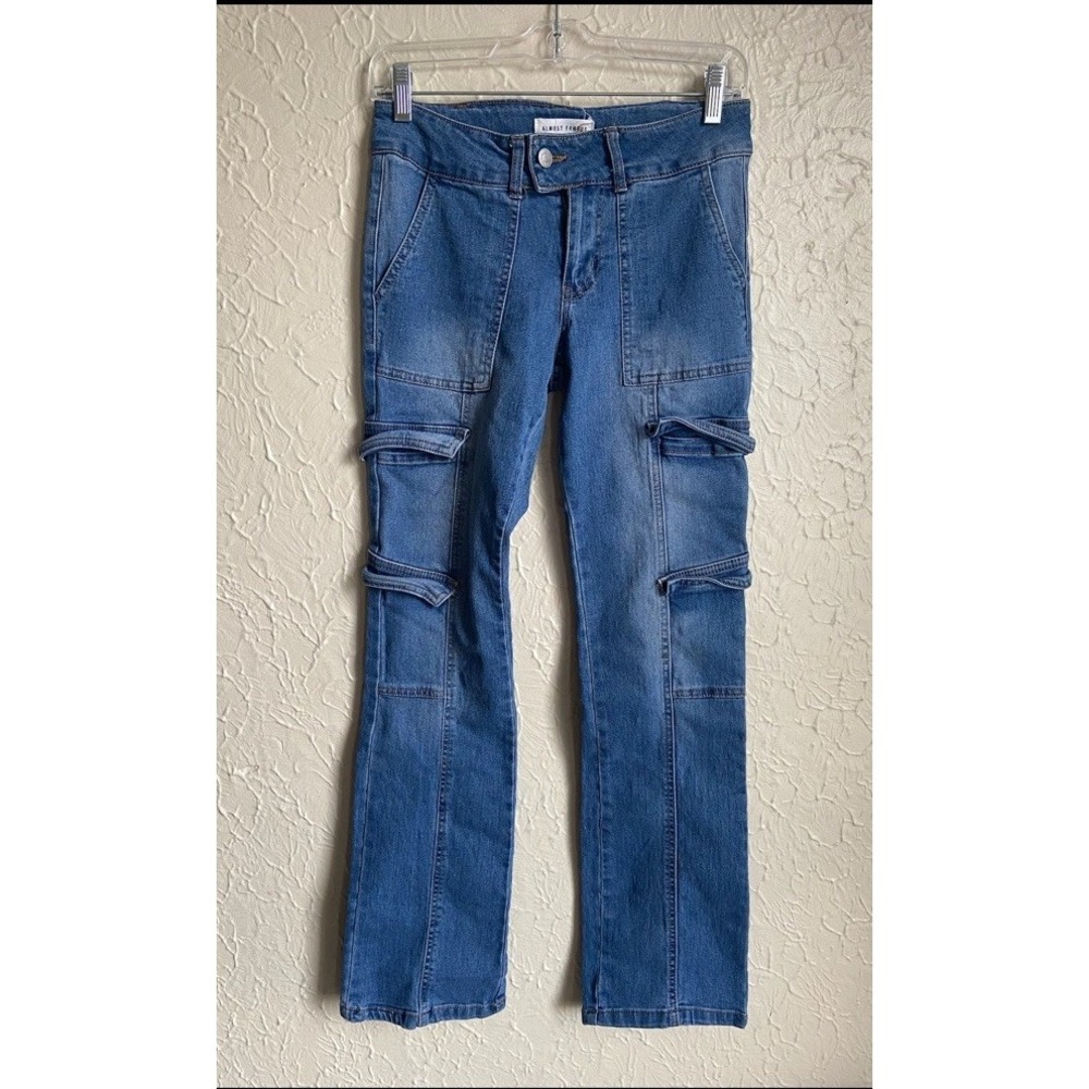 Almost Famous Cargo Jeans Womens Medium Blue Utility Pockets Straight Leg Sz 3